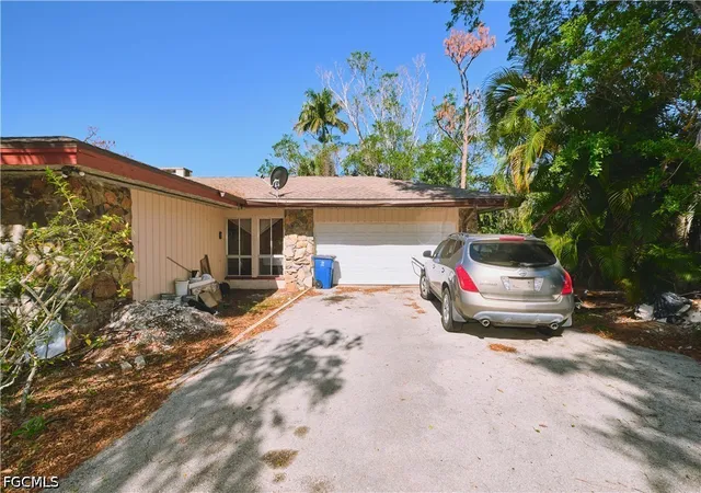 Photo 3 of Single family home for sale at 3731 Liberty Sq, Fort Myers, FL 33908 | MLS# 2026014604 | Listing updated on 2026-04-09