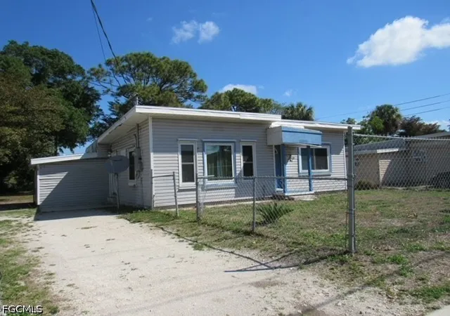 2nd image of 2365 Canal St, Fort Myers, FL 33901 | MLS# 2026014606
