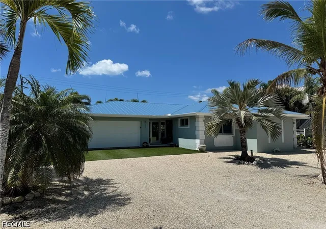 Photo 1 of Single family home for sale at 240 Southwinds Dr, Sanibel, FL 33957 | MLS# 2026014624 | Listing updated on 2026-03-28