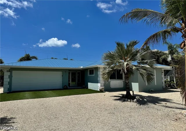 Photo 2 of Single family home for sale at 240 Southwinds Dr, Sanibel, FL 33957 | MLS# 2026014624 | Listing updated on 2026-03-28