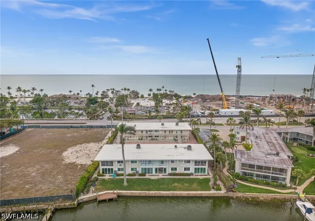 34th image of 1550 Gulf Shore Blvd N #E2, Naples, FL 34102 | MLS# 226012930