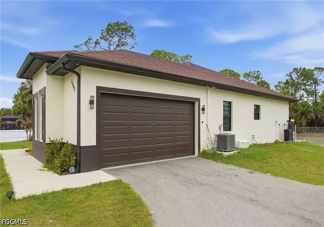Photo 2 of Single family home for sale at 3043 18th Avenue Ne, Naples, FL 34120 | MLS# 2026014715 | Listing updated on 2026-03-27