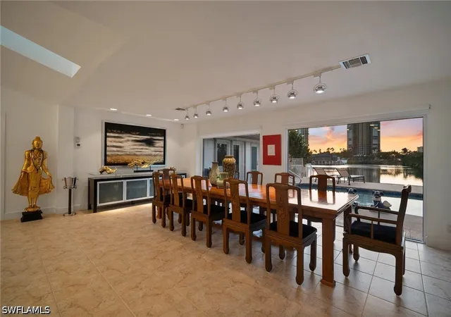 5th image of 319 Pirates Bight, Naples, FL 34103 | MLS# 226012732