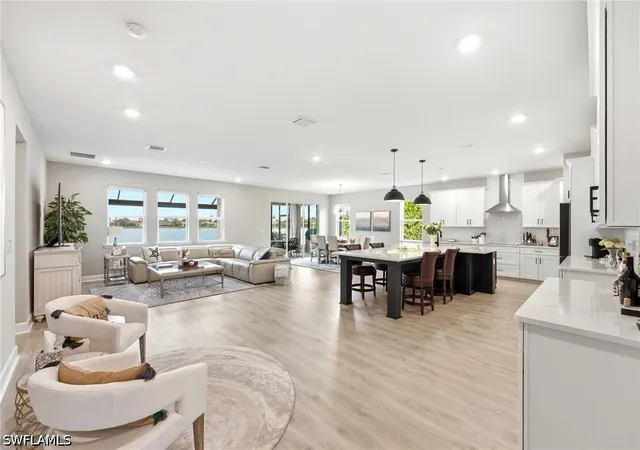 Photo 3 of Single family home for sale at 2094 Grove Dr, Naples, FL 34120 | MLS# 226011605 | Listing updated on 2026-09-23