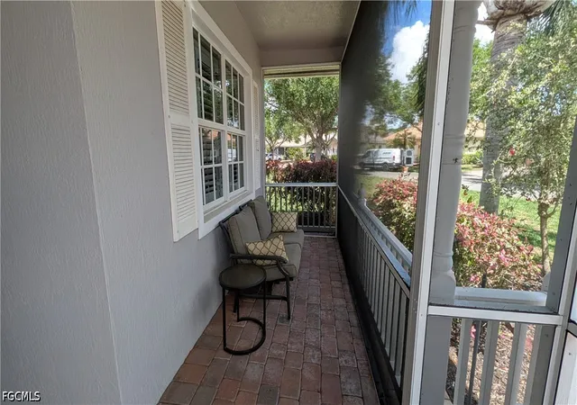 Homes for sale in Alva, FL | 15359 Yellow Wood Dr, Alva, FL 33920 | MLS# 2026014877