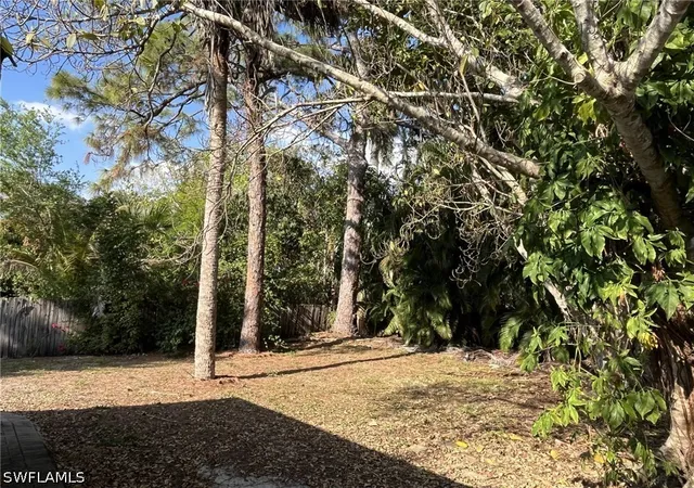 5th image of 930 13Th St N, Naples, FL 34102 | MLS# 226013342
