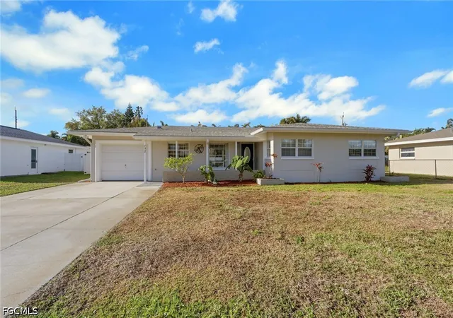 2nd image of 752 Coral Dr, Cape Coral, FL 33904 | MLS# 2026014941
