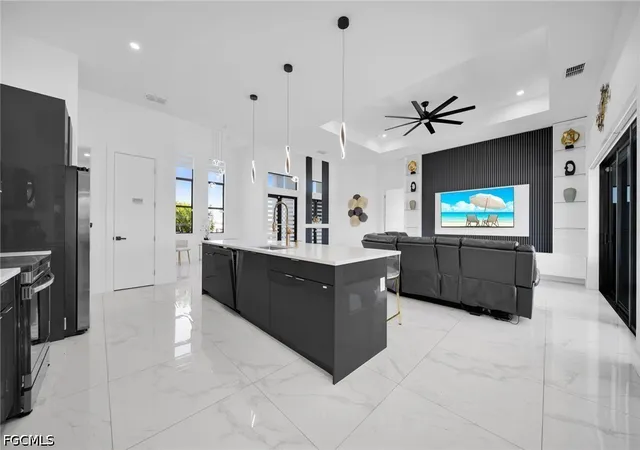 Photo 3 of Single family home for sale at 523 Nw 16th Place, Cape Coral, FL 33993 | MLS# 2026014979 | Listing updated on 2026-04-06