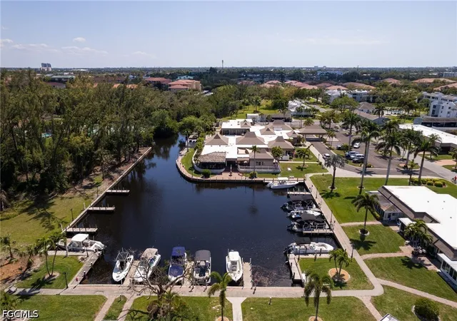 3rd image of 5705 Harbour Club Rd, Fort Myers, FL 33919 | MLS# 2026015002