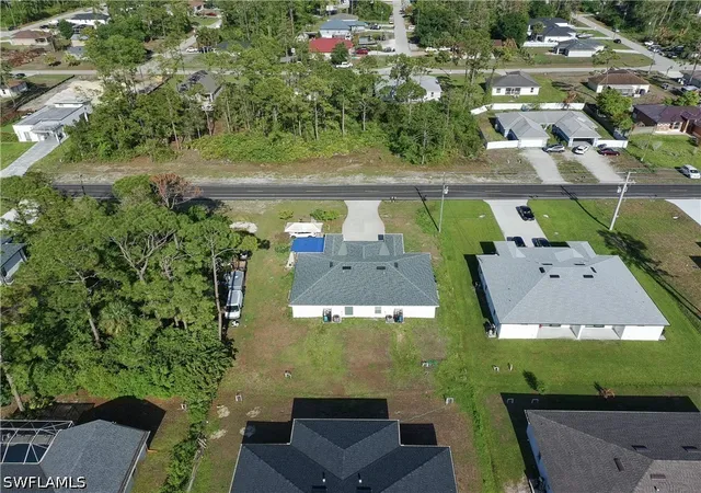 Listing Photo 4 - Condo for sale in building located at 1123-1125 Abrams Blvd, Lehigh Acres, FL 33971