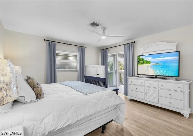 4th image of 4126 Belair Ln, Naples, FL 34103