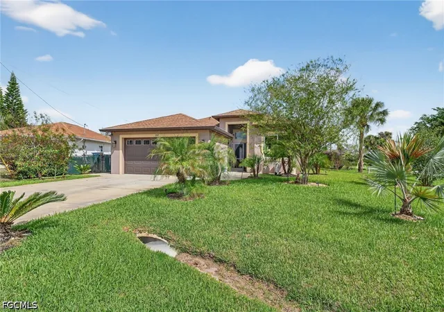 Photo 2 of Single family home for sale at 2522 Dora Ct, Lehigh Acres, FL 33971 | MLS# 2026015109 | Listing updated on 2026-08-03