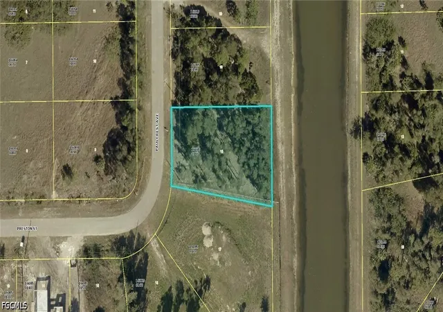 Photo 3 of Sale Pending at 433 Paulcrest Ave, Lehigh Acres, FL 33974 | MLS# 2026015125 | Listing updated on 2026-10-07