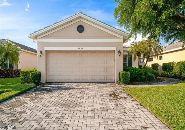 3rd image of 2652 Vareo Ct, Cape Coral, FL 33991 | MLS# 2026015262