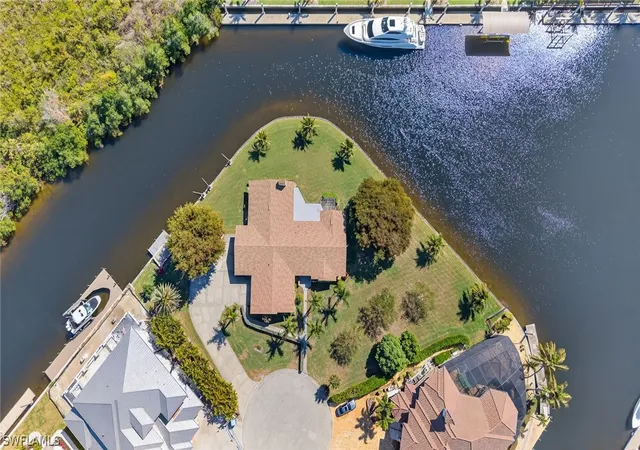 Photo 3 of Single family home for sale at 6824 Danah Ct, Fort Myers, FL 33908 | MLS# 226007135 | Listing updated on 2026-06-22