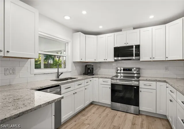 4th image of 8324 Lagoon Rd, Fort Myers Beach, FL 33931 | MLS# 226013612