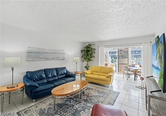 2nd image of 1006 Se 46Th St #1B, Cape Coral, FL 33904 | MLS# 2026015311