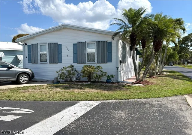 Photo 4 of Manufactured home for sale at 4621 Liberty Ln E, Estero, FL 33928 | MLS# 226013762 | Listing updated on 2026-07-22