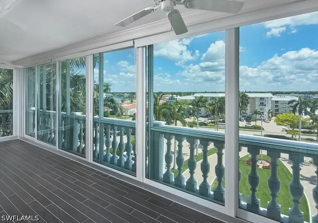 3rd image of 3003 Gulf Shore Blvd N, Naples, FL 34103