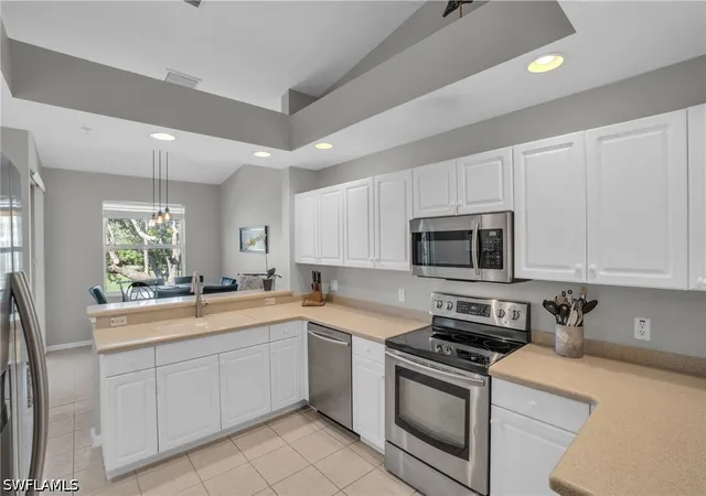 Homes for sale in Naples, FL | 3435 Laurel Grns Ln S, Naples, FL 34119