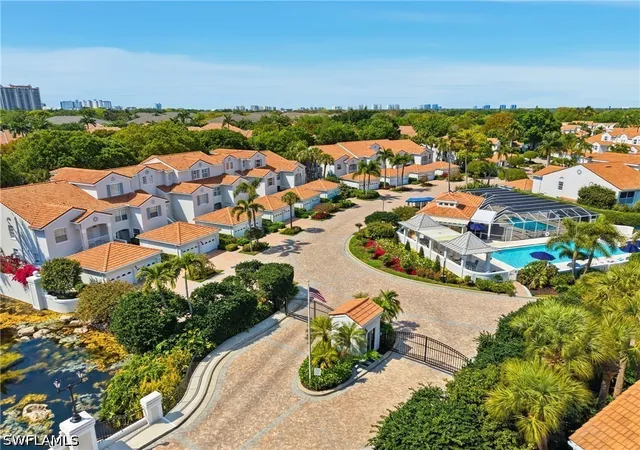 2nd image of 8420 Excalibur Cir, Naples, FL 34108