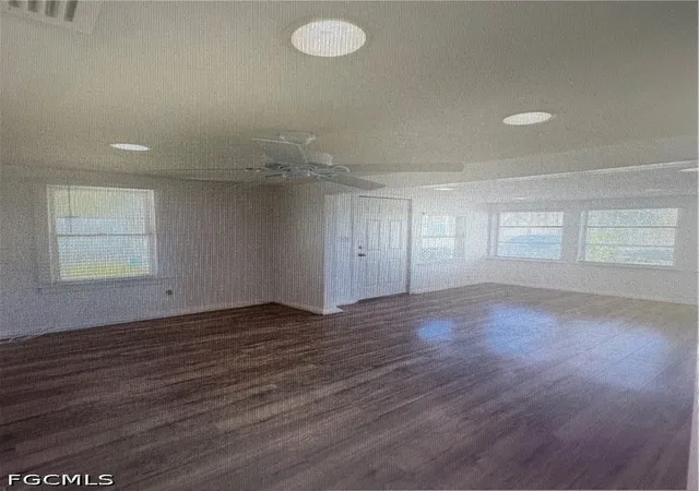 Photo 2 of Single family home for sale at 333 San Bernardino St, North Fort Myers, FL 33903 | MLS# 2026015408 | Listing updated on 2026-08-11