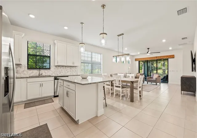 3rd image of 12350 Canal Grande Dr, Fort Myers, FL 33913 | MLS# 226013863