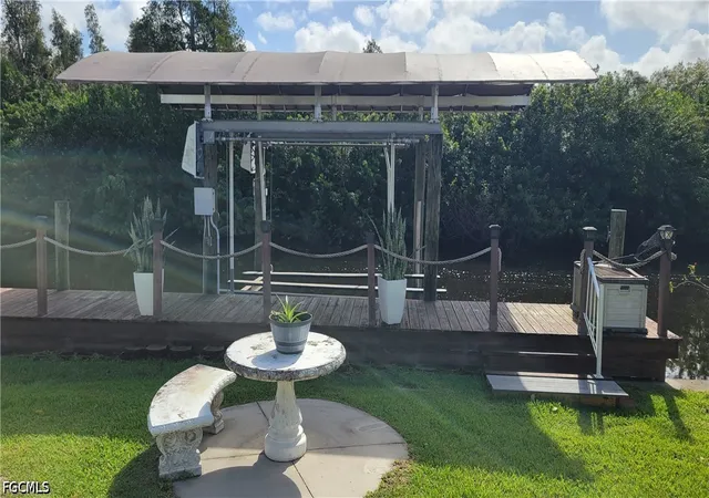 Photo 4 of Manufactured home for sale at 91 Sun Cir, Fort Myers, FL 33905 | MLS# 2026015556 | Listing updated on 2026-06-27