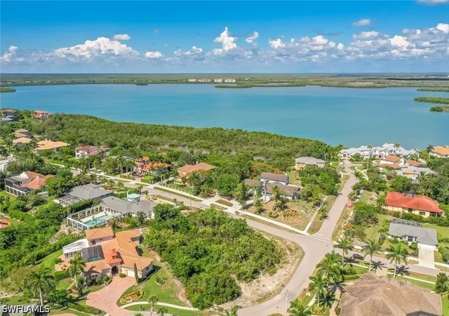4th image of 790 Inlet Dr, Marco Island, FL 34145 | MLS# 226014004