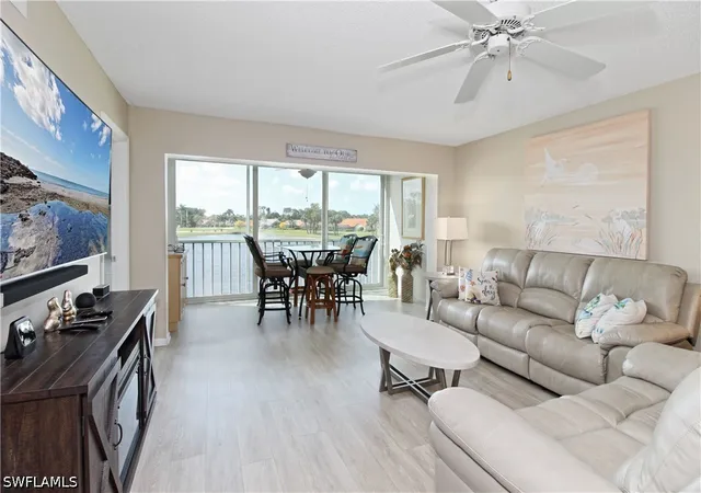 3rd image of 5970 Amherst Dr, Naples, FL 34112
