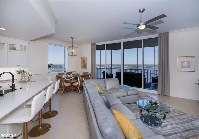 4th image of 2104 W First St #3103, Fort Myers, FL 33901 | MLS# 2026015584