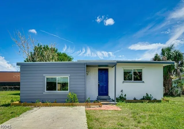 1st image of 3067 Royal Palm Ave, Fort Myers, FL 33901 | MLS# 2026015678