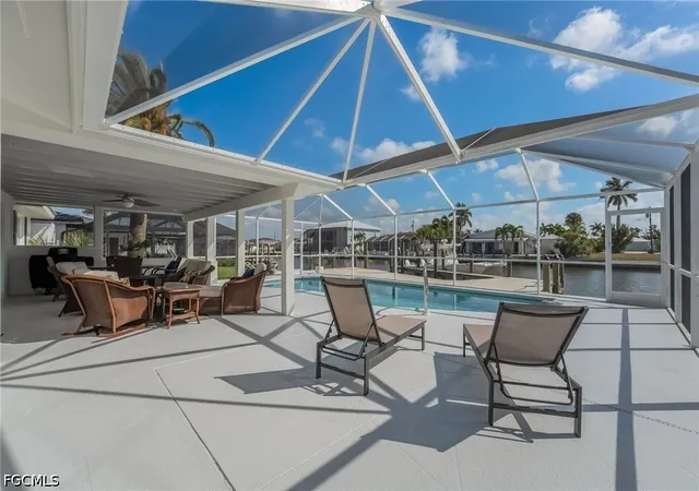 Photo 4 of Single family home for sale at 9 Fairview Blvd, Fort Myers Beach, FL 33931 | MLS# 2026015718 | Listing updated on 2026-10-02