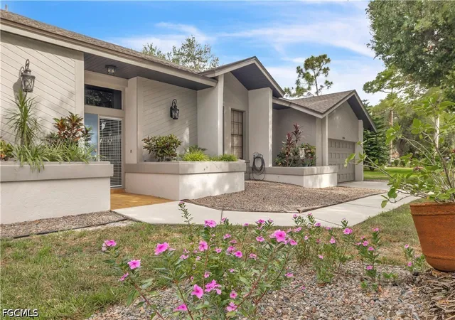 Photo 1 of Single family home for sale at 12395 Mcgregor Woods Cir, Fort Myers, FL 33908 | MLS# 2026015719 | Listing updated on 2026-06-22