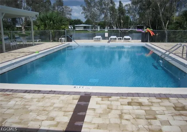 9th image of 593 Daisy Dr, North Fort Myers, FL 33917 | MLS# 2026015720