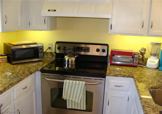 Photo 3 of Condo for sale at 807 River Point Dr #201D, Naples, FL 34102 | MLS# 226010730 | Listing updated on 2026-04-19