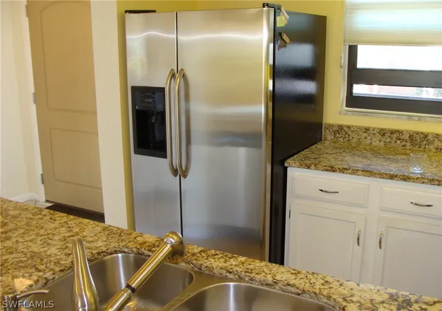 Listing Photo 5 - Condo for sale in building located at 807 River Pt Dr, Naples, FL 34102 - Unit #201D