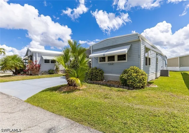 Homes for sale in Estero, FL | 20631 Port Dr, Estero, FL 33928 | MLS# 226013970