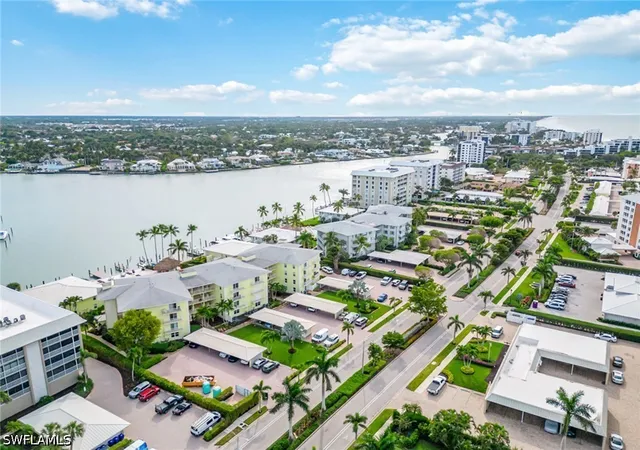 2nd image of 2850 Gulf Shore Blvd N, Naples, FL 34103