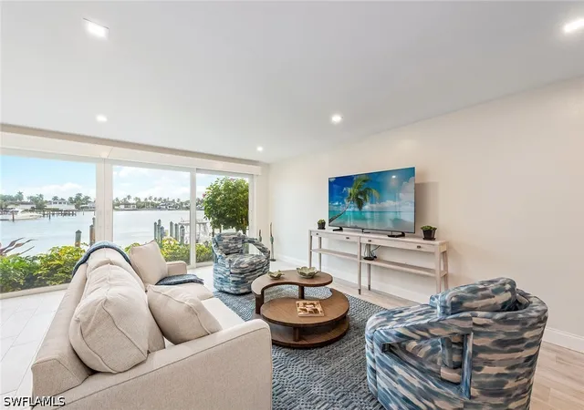 4th image of 2850 Gulf Shore Blvd N #102, Naples, FL 34103 | MLS# 226013993