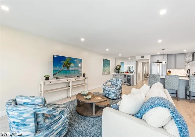 5th image of 2850 Gulf Shore Blvd N #102, Naples, FL 34103 | MLS# 226013993