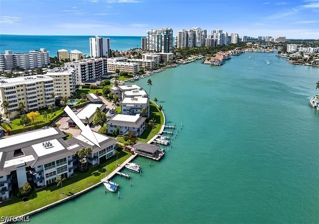 4th image of 3400 Gulf Shore Blvd N #J3, Naples, FL 34103 | MLS# 226013119