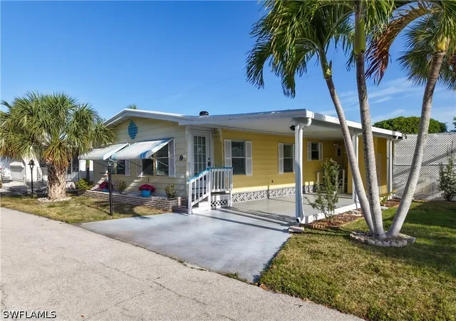 Photo 1 of Manufactured home for sale at 9 Moorhead Manor #9, Naples, FL 34112 | MLS# 226014270 | Listing updated on 2026-05-02