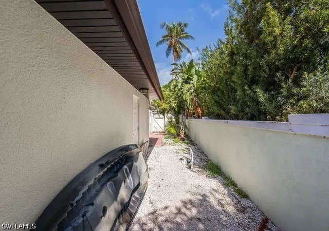 36th image of 778 Broad Ct S, Naples, FL 34102 | MLS# 226014309
