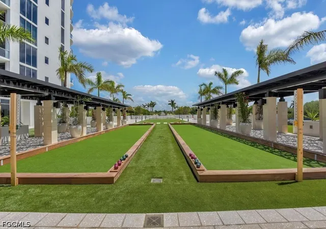 Homes for sale in Bonita Springs, FL | 4810 Pelican Colony Boulevard, Bonita Springs, FL 34134 | Houzeo