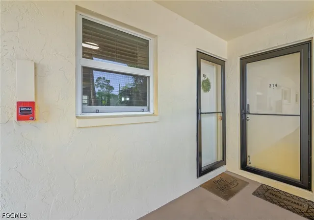 Homes for sale in Sarasota, FL | 915 Beach Rd #215, Sarasota, FL 34242 | MLS# 2026015975