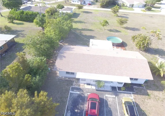5th image of 317 Tarpon Dr, Cape Coral, FL 33904 | MLS# 2026016009