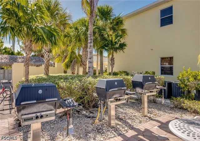 4th image of 14490 Dolce Vis Rd, Fort Myers, FL 33908