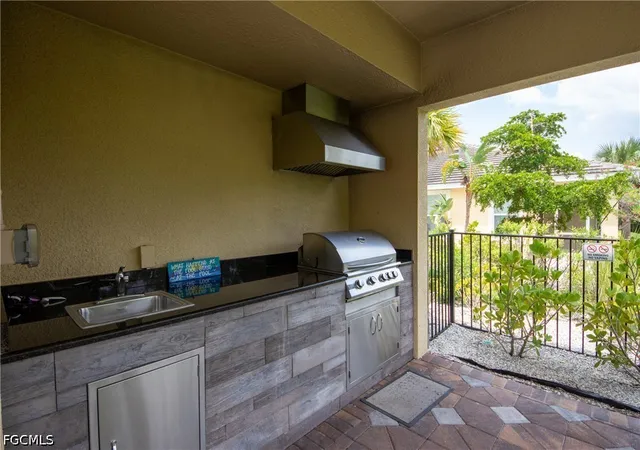 3rd image of 14490 Dolce Vis Rd, Fort Myers, FL 33908