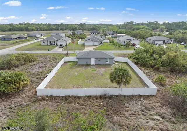 2nd image of 3113 Pebble Ln, Labelle, FL 33935 | MLS# 226011095